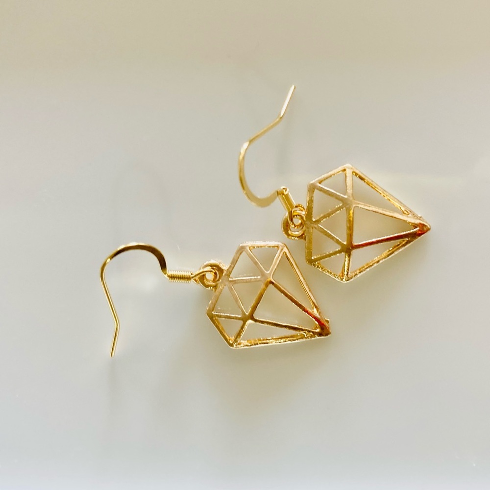 Gold diamond frame earrings